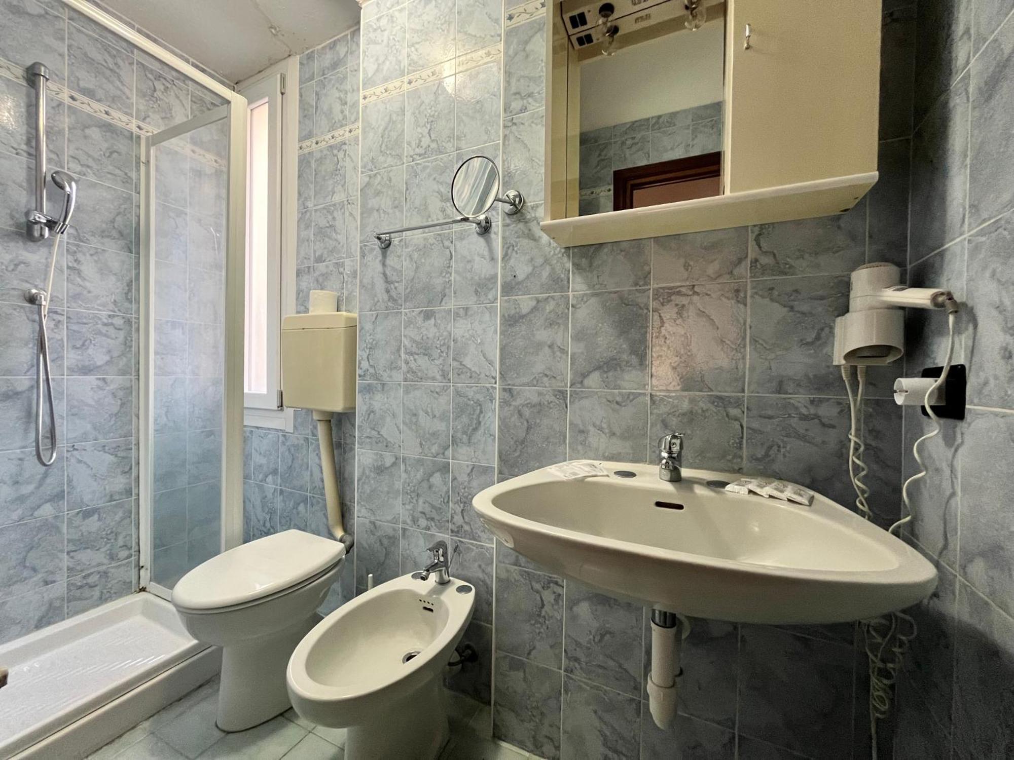 Hotel Alla Fontanella Alassio Kamer foto